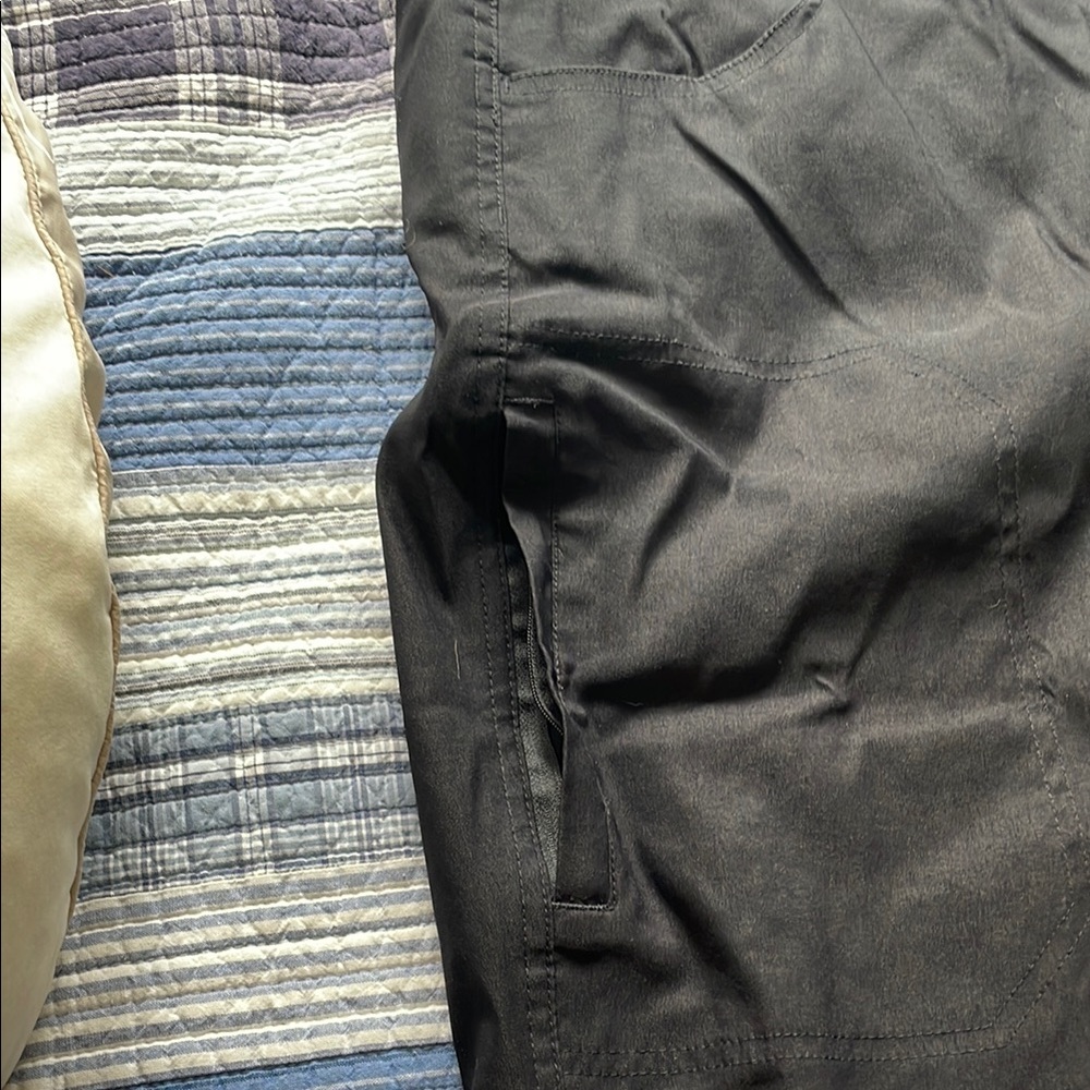 Eddie Bauer Men's Black Trousers - Picture 2 of 8